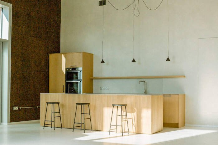 1673 kitchen studio.jpg