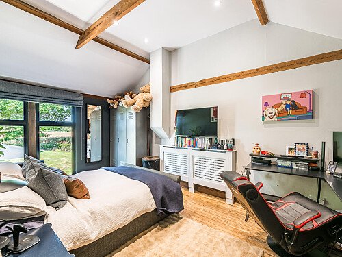 Black Barn CM3:bedroom2