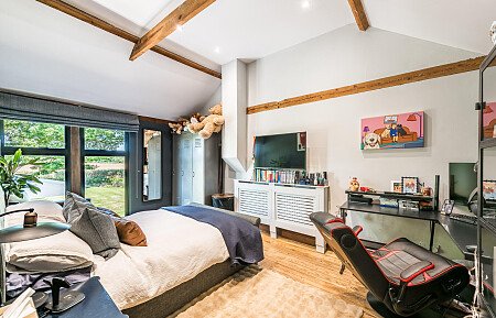 Black Barn CM3:bedroom2