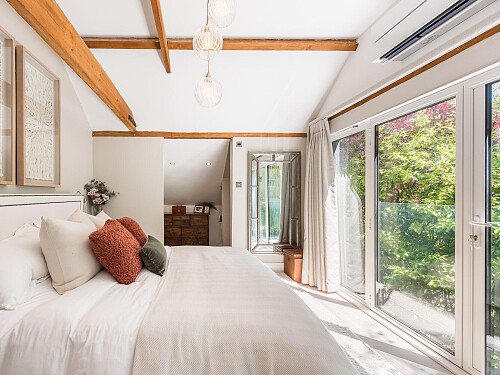 Black Barn CM3:bedroom4