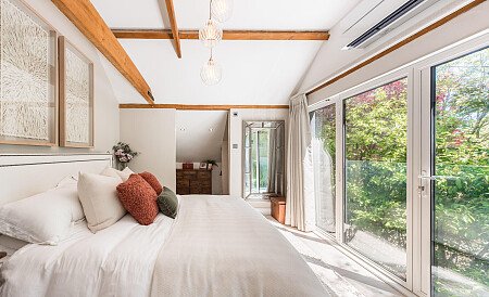 Black Barn CM3:bedroom4