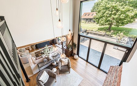 Black Barn CM3:internal balcony
