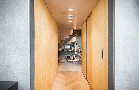 Location Creation:Old School House SE1:hallway
