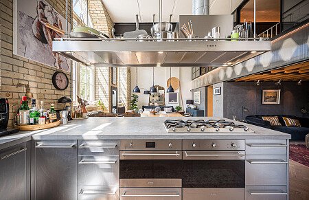 Location Creation:Old School House SE1:kitchen