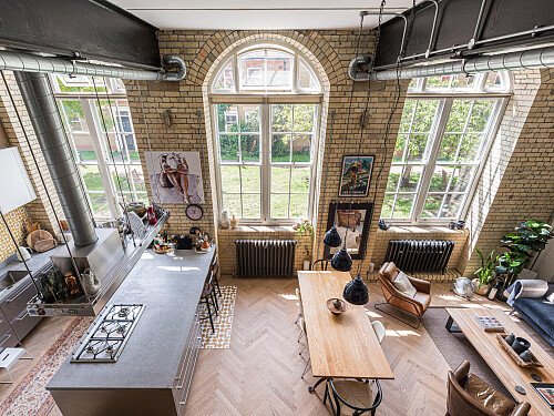 Location Creation:Old School House SE1:open living2