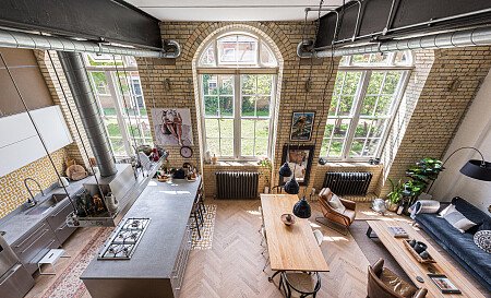 Location Creation:Old School House SE1:open living2