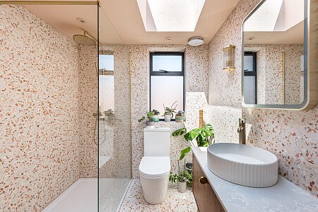 Location Creation:St John's Avenue:bathroom1
