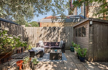 Location Creation:St John's Avenue:garden2