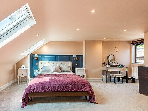 Location Creation:St John's Avenue:master bedroom alt