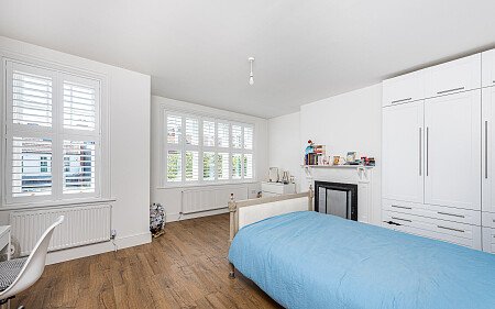 Location Creation:St John's Avenue:master bedroom2