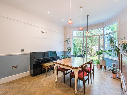 Location Creation:St John's Avenue:open dining3
