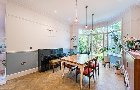 Location Creation:St John's Avenue:open dining3