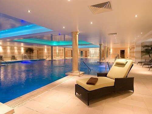 1024x768_42US2_country-club-pool