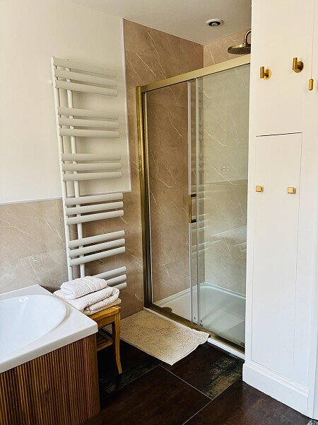 Family bathroom shower