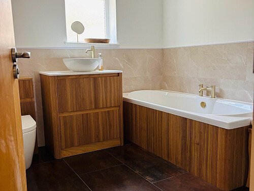family bathroom bath