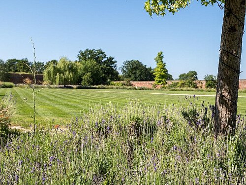 Location Creation: The Walled Garden:garden2