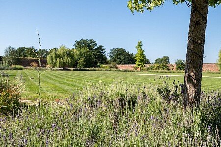 Location Creation: The Walled Garden:garden2