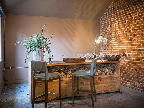 Location Creation: The Walled Garden:The Long Room bar 4