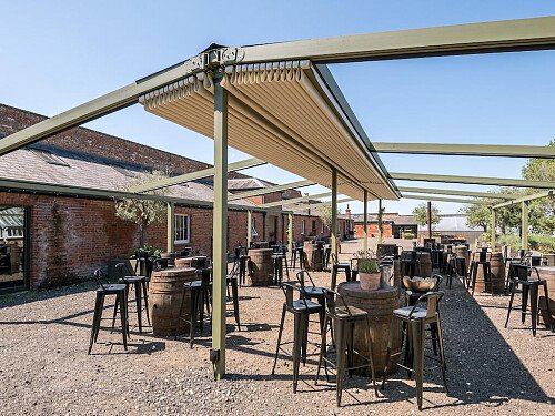 The Walled Garden:outdoor seating2