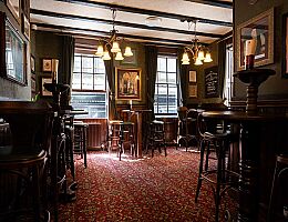 Ye Olde Mitre 2025-12