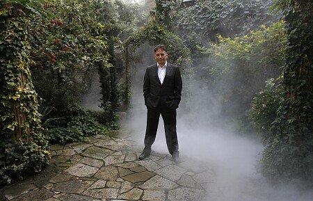 Simon in the Enchanted Garden