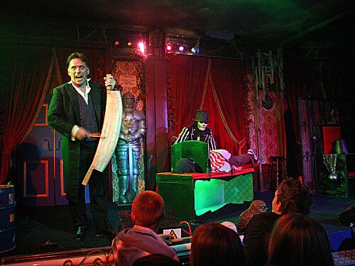 show at the house of magic