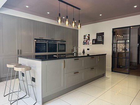 Kitchen_island