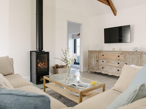 flora-cottage-21