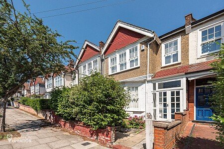 Location Creation:St John's Avenue:Front of House