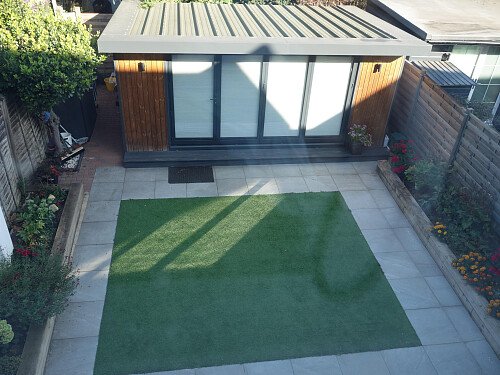 Garden view from topfloor bedroom