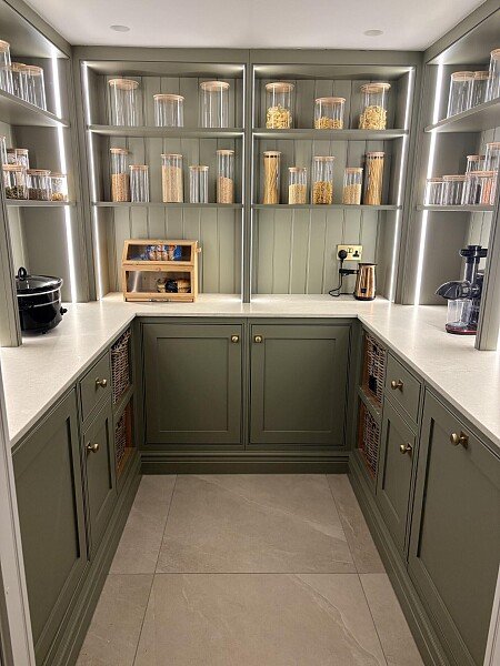 Pantry2