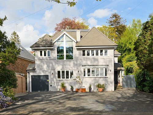16 Drakes Close 02