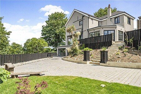 [www.airbnb.co.uk][40]e1871f2f-ff41-4655-8600-15c9b13e7d28