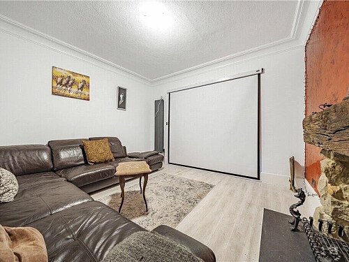 [www.airbnb.co.uk][148]438ed071-4494-4c68-87c8-2fc23a05f9bb