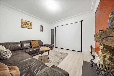 [www.airbnb.co.uk][148]438ed071-4494-4c68-87c8-2fc23a05f9bb