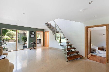 Hallwaysmall