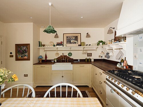Kitchen 4