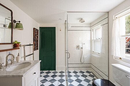Lower Ground Bathroom