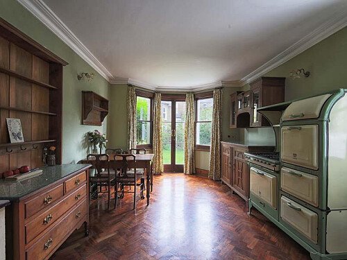 2kitchen1