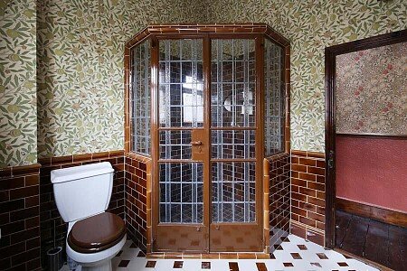 21bathroom2