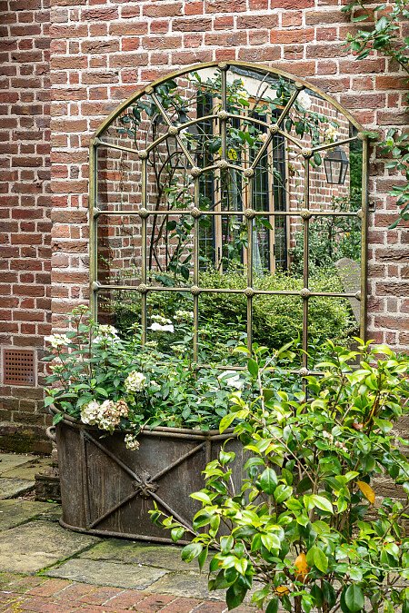 External-mirror on chimney jpg