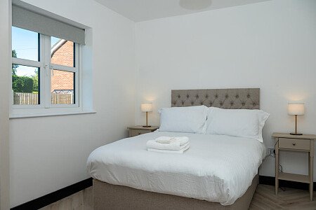 8 High Offley-022