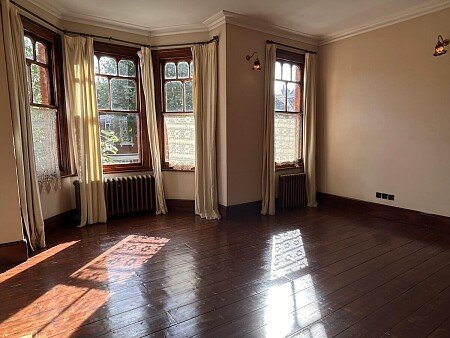 18 master bedroom