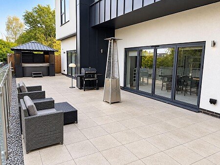 Hadley-Wood-Rear-Terrace