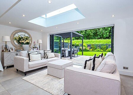 Garden & Lounge