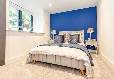 spare bedroom