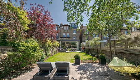 Location Creation: Ritherdon: Garden