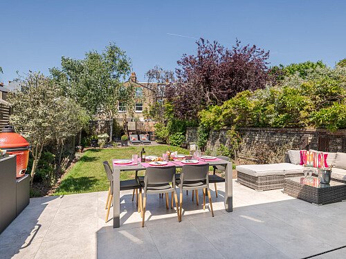 Location Creation: Ritherdon: Garden cooking and dining