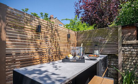 Location Creation: Ritherdon: Garden dining