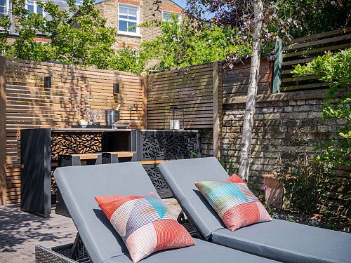 Location Creation: Ritherdon: Garden seating  (1)